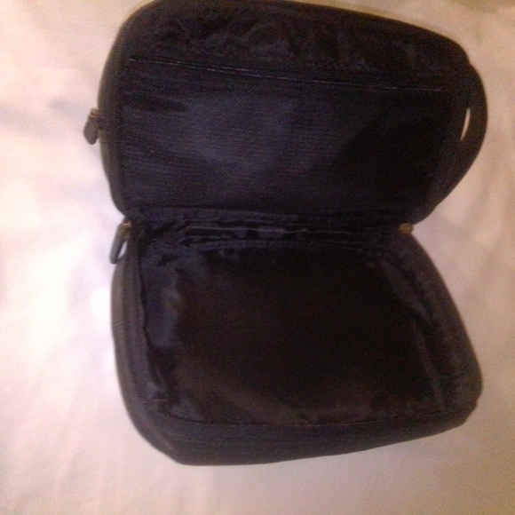 Vintage Leather Fossil Travel Toiletry Zip Bag - Picture 7 of 8